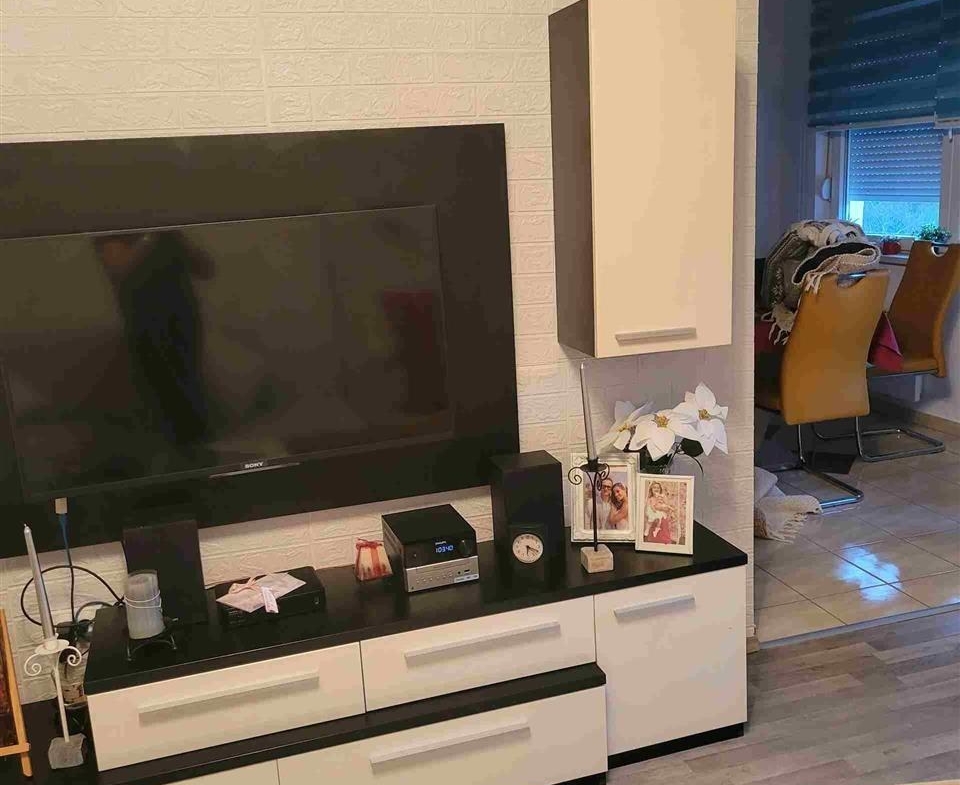 Trosoben stan od 64 17m2 vo kapistec (1)