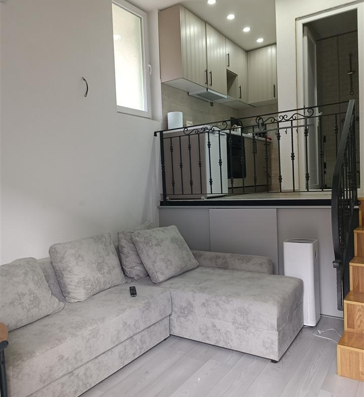 Garsonjera do diamond mol i drzavna bolnica