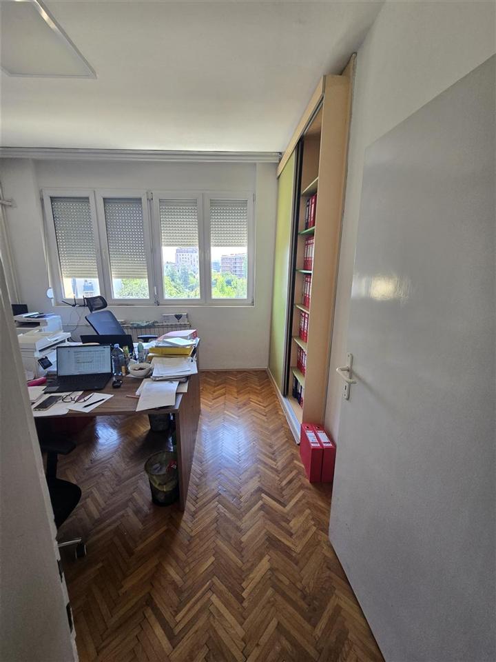 stan-vo-gradski-ѕid-vo-blizina-na-makpetrol-direkcziјa (7) Stan vo gradski ѕid vo blizina na makpetrol direkcziјa (7)