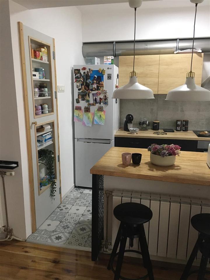 Se prodava chetirisoben renoviran stan vo czentar skopјe (1)