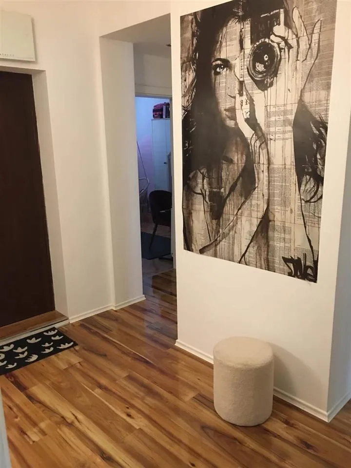 se-prodava-chetirisoben-renoviran-stan-vo-czentar-skopјe (5) Se prodava chetirisoben renoviran stan vo czentar skopјe (5)