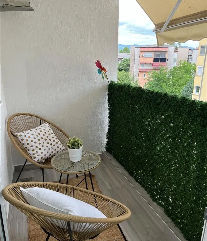 E863634a 0a7e 4b2b 81f0 93eede9a1f09