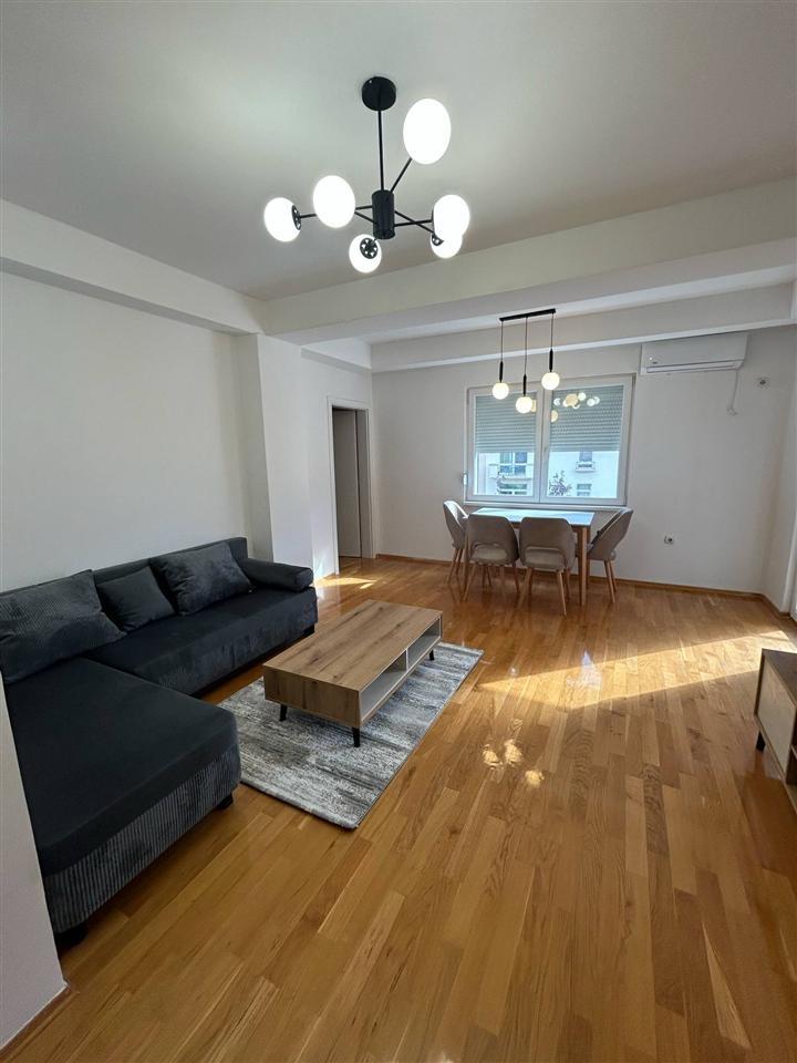 se-izdava-stan-pozadi-daјmond-mol (8) Se izdava stan pozadi daјmond mol (8)