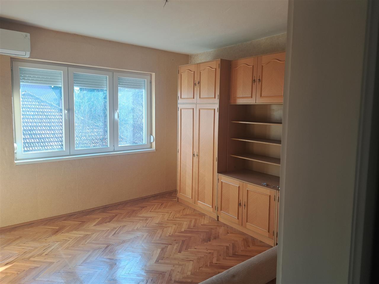 se-prodava-stan-vo-crnice (8) Se prodava stan vo crnice (8)