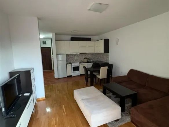 Ekskluziven stan od 53m2 na vodno