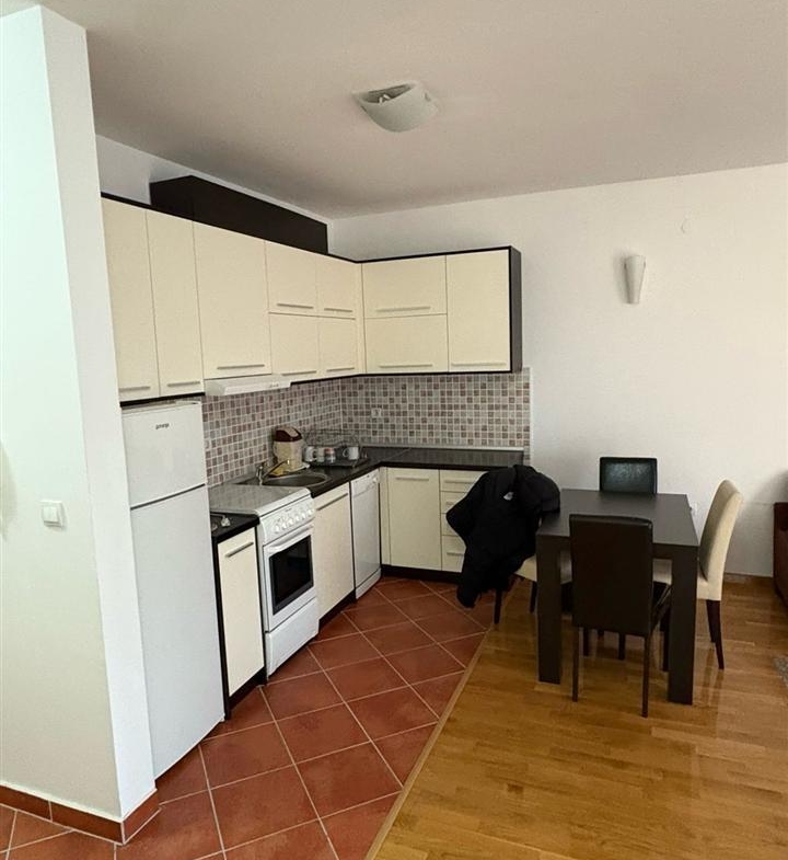 Ekskluziven stan od 53m2 na vodno (2)